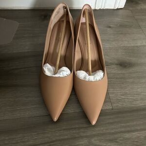 FrancoSarto Racer Pump Tan Women's Size 8M Brand New